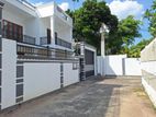 piliyandala junction luxury house for sale