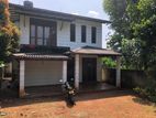 Piliyandala Kahathuduwa 3BR House For Rent.