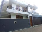 Piliyandala Luxury Housefor Sale