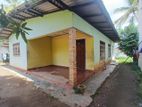 Piliyandala Suwarapala Junction Land with Old House for Sale