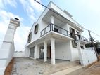 Piliyandala Town Luxury 3 Story Brand New House for Sale