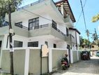 පිලියන්දල නගරයෙන් ම Brand New House For Sale With Rooftop - Piliyandala