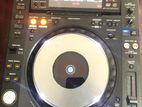 Pioneear CDJ 2000 nexus