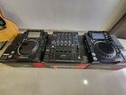 Pioneer CDJ 2000Nexus2 Pair with DJM 900Nexus2