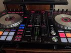 Pioneer DJ DDJ-SR2 + Decksaver Magma Case