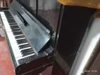 Yamaha Piano