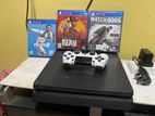 Play Station 4 Slim 500GB With Games