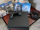PlayStation 4 Slim (1TB)