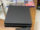 Playstation 4 slim