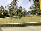 පඹුරණ ගාලු පාරට ලගින්ම බිම් කොටසක්