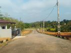 පොලී නැතුව මාස 18න් මීගොඩින් ඉඩමක්