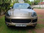 Porsche Cayenne 2015
