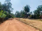 පොතුහැර ටවුමට සමීපයෙන් බිම් කොටස්