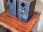 Powerd studio monitor speaker
