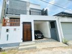 (PR1026)Luxurious Fully Furnished House for Sale in Athurugiriya