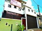 (PR1144)Beautiful Two-Story House in Rathuwilawatta, Athurugiriya