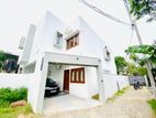 (PR175) Two Storey House for Rent in Nugegoda