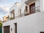 (PR957) Two Storey House for Rent in Nugegoda