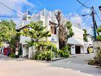 Prestigious Luxury Home with Pool – Colombo 7