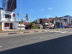 Prime Commercial Property for Sale in Peliyagoda 15Facing Negombo Road.