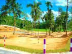 Prime Land Plot in - Warakapola Tr 622