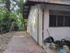 Prime Land with Old House – Near IDH / Angoda