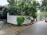 Prime Residential Land With House Sale in Kiribathgoda