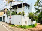 Prime Residential Property with 6 Bedrooms and Roof Terrace Nugegoda