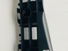 Prius ZVW30 Front Bumper Retainer