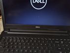 Dell Inspiron 15 3567 i5 8th gen Radeon tm (520) Gpu laptop