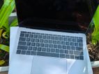 Apple MacBook Pro