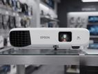 Projector Corporate Usages