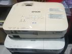 projector Epson Lum 2600