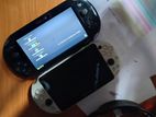 PS Vita PCH-2000