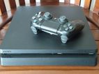 PS4 Console