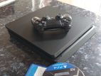PS4 Console