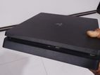 PS4 Slim