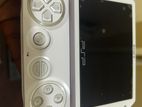 PSP Go Pearl white