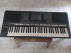 Yamaha PSR770 Keyboard