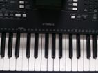 PSR E373 Yamaha Keyboard