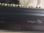 Yamaha PSR S750 Keyboard