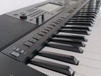 PSR SX700 Digital Keyboard