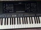 PSR SX720