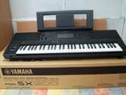 PSR SX900 Keyboard with Flight Case