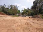 Pugoda Kosgoda Road 350 Perches Land For Rent
