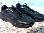 Puma Thunder Desert Triple Black Sneakers