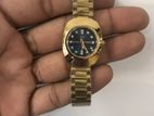 QUARTZ GOLD HAND WATCH