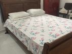 queen size bed