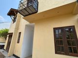 Rajagiriya - Kalapaluwawa 04 Bedroom Upstair House at 1st Lane for Sale