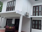 Rajagiriya Luxury Two-Story House for Sale – Near Parliament.[hs100]
